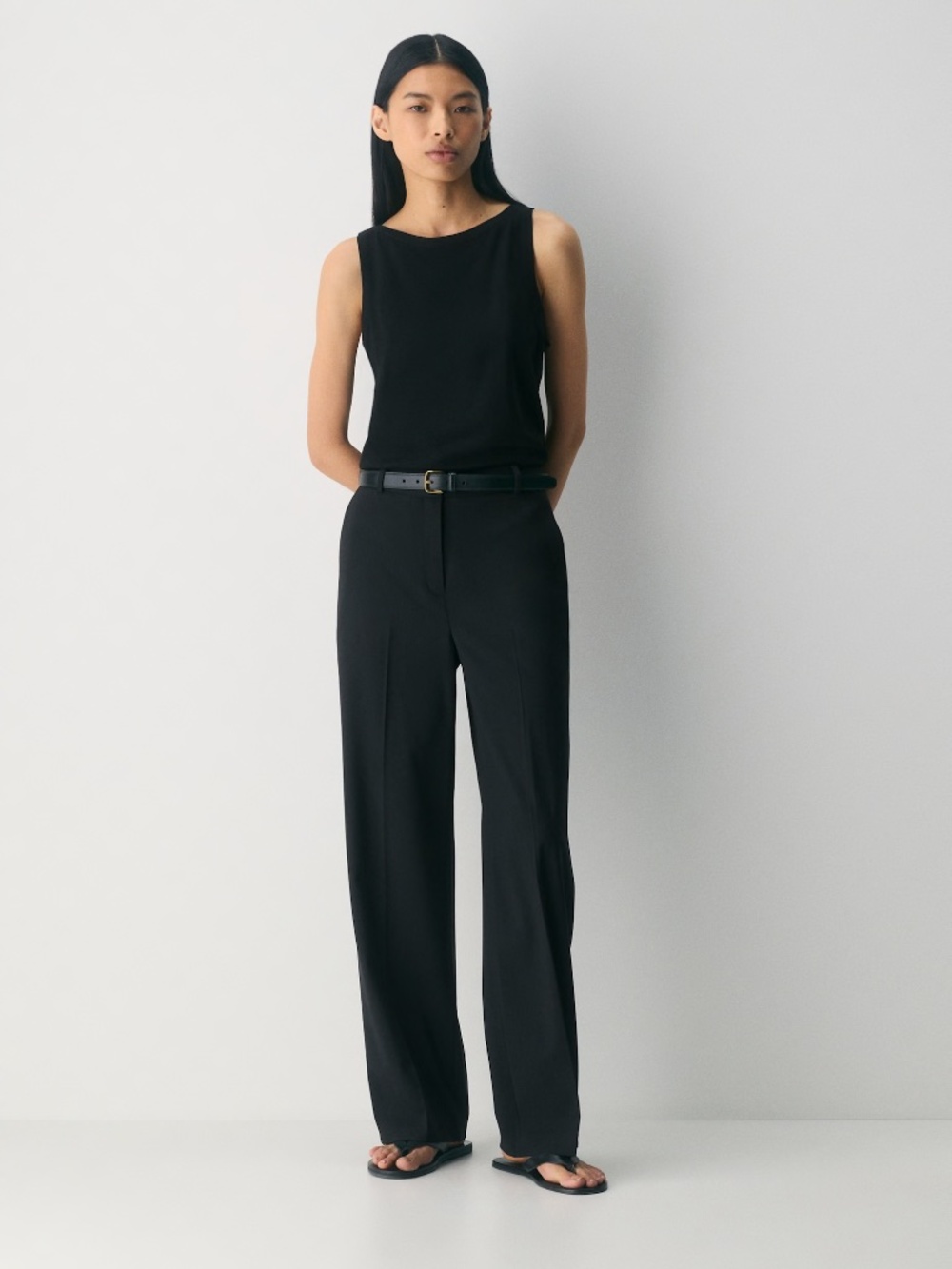 Babaton Agency suiting pants in lightweight stretch wool - Size 16 - Black